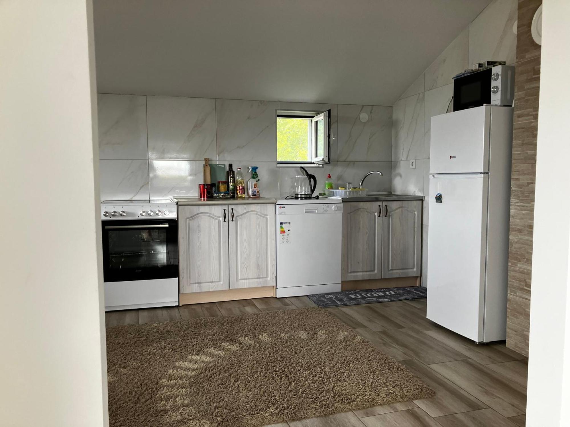 Cozy, Fully Equipped, Free Parking&Wifi, Quiet, 2Bd Apartment Подгорица Екстериор снимка