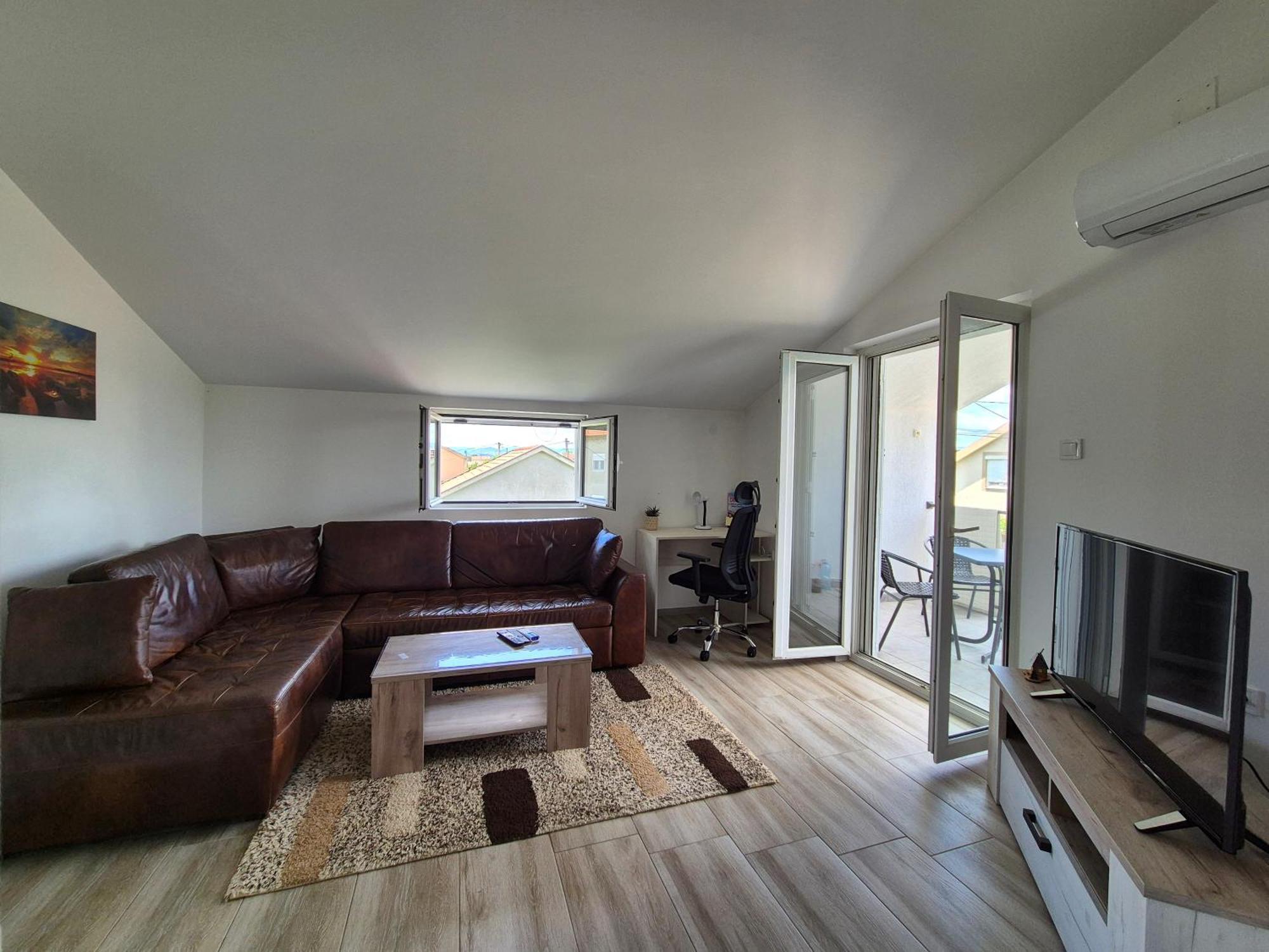 Cozy, Fully Equipped, Free Parking&Wifi, Quiet, 2Bd Apartment Подгорица Екстериор снимка